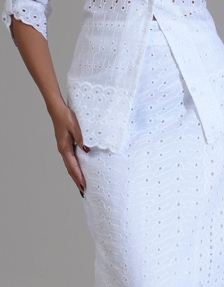 White Cutlawn Mix Lungi