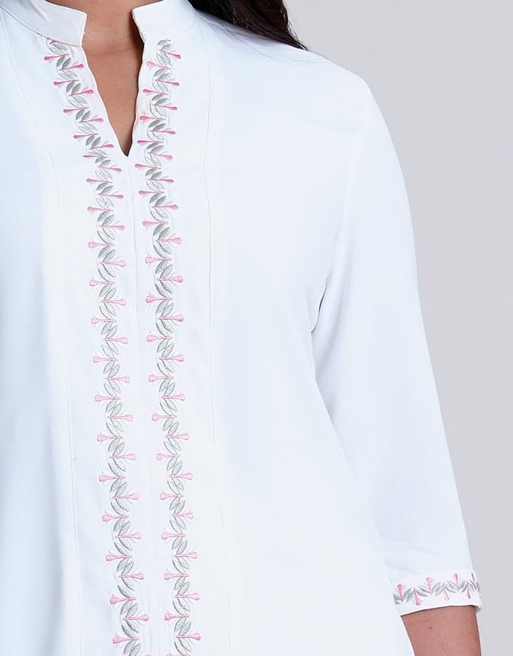 3/4 Sleeve Embroidery Kurta