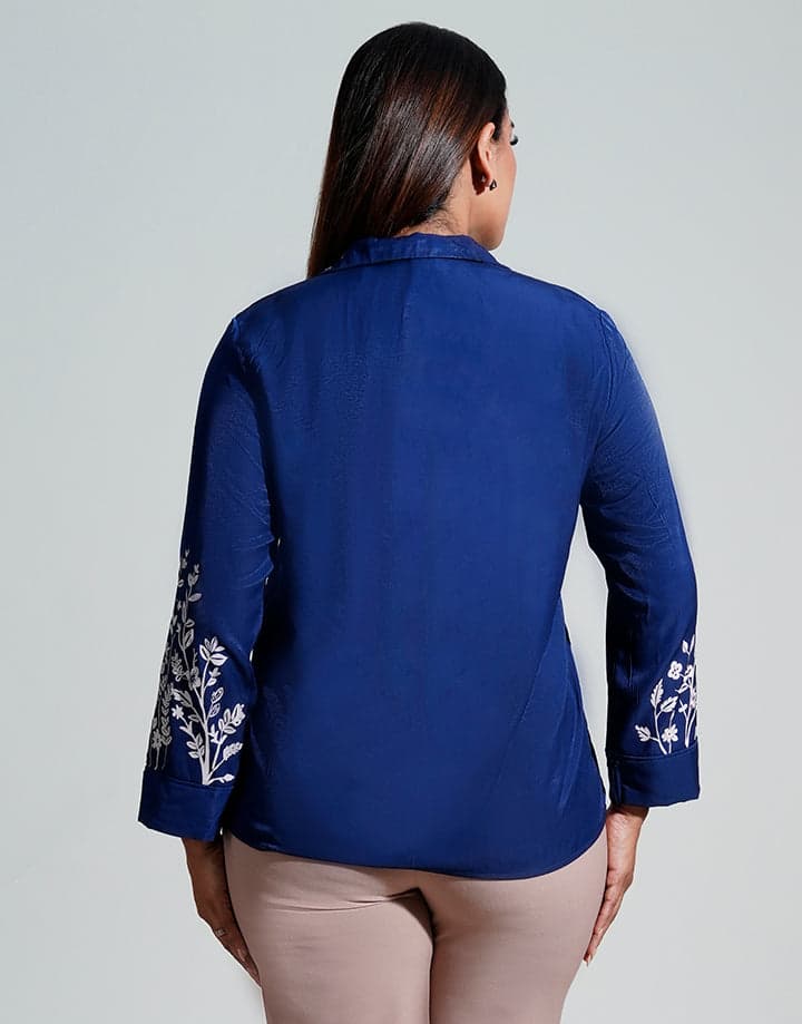 Long Sleeve Screen Print Blouse